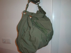 Bershka green