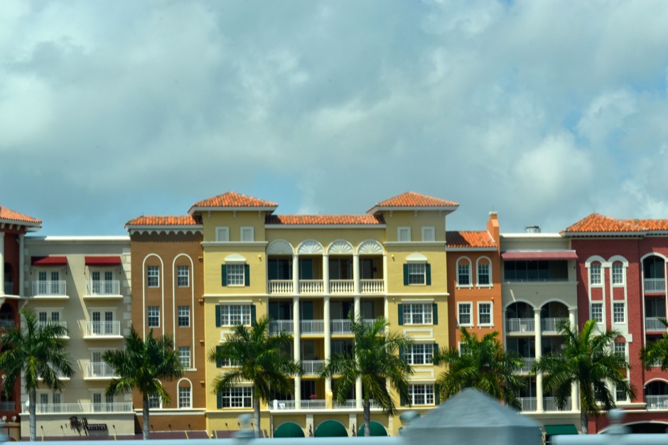 Naples in Mehiški zaliv