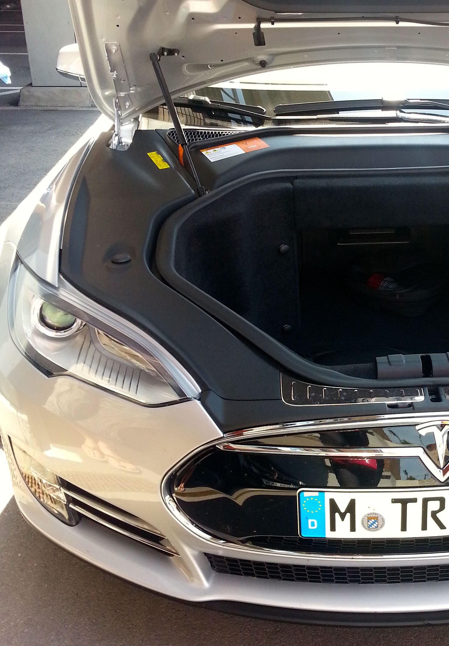 Tesla Model S - na hitro